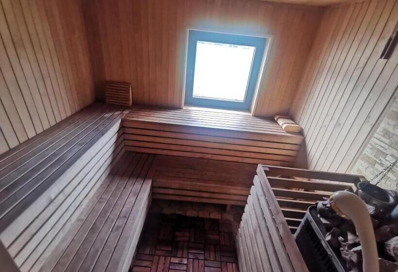 اتاق استاندارد, Arturas Guest House