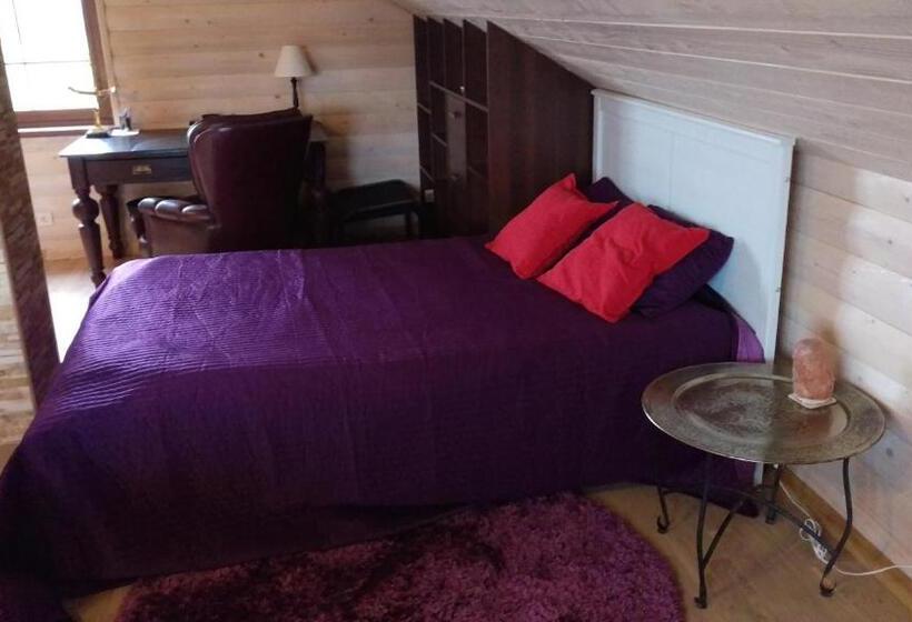 اتاق استاندارد, Arturas Guest House