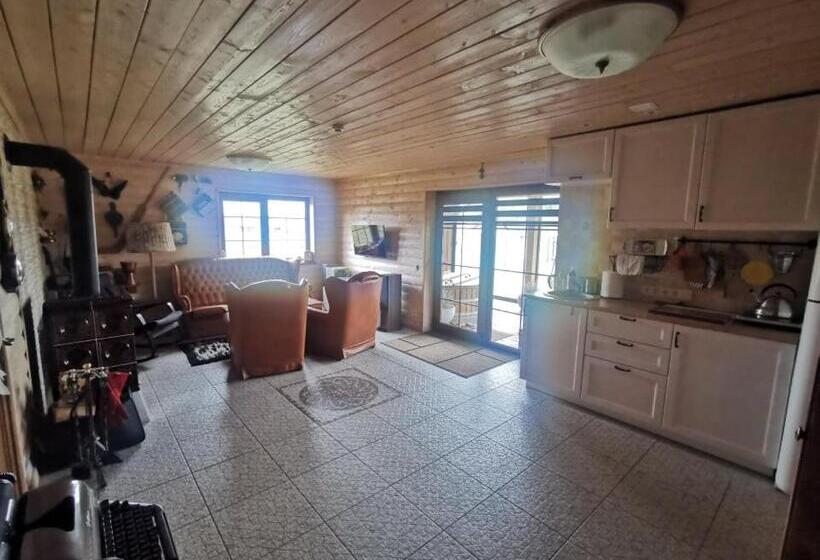 اتاق استاندارد, Arturas Guest House