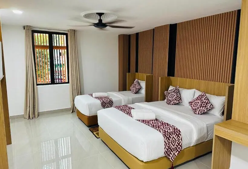 اتاق لوکس سه تخته, Cozy Hotel At Kl Sentral