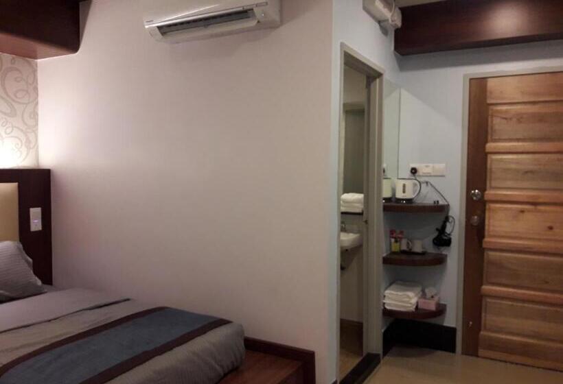 3-Bett-Standardzimmer, De Benz Inn