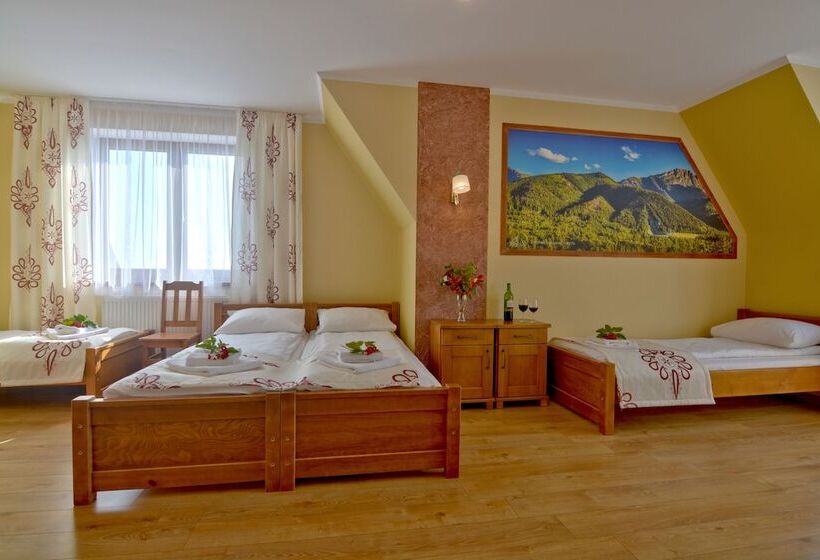 Camera Familiare Vista Montagna, Dom Wczasowy Na Szczycie