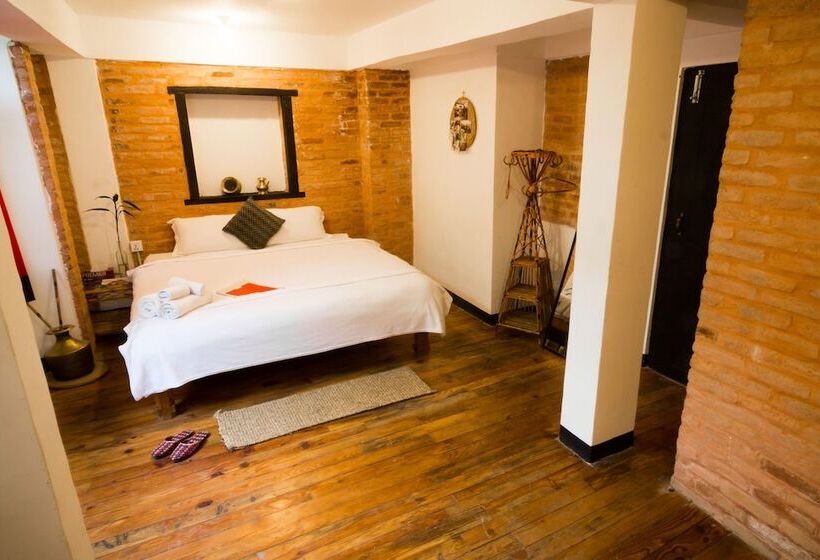 اتاق لوکس, Lumbini Heritage Home