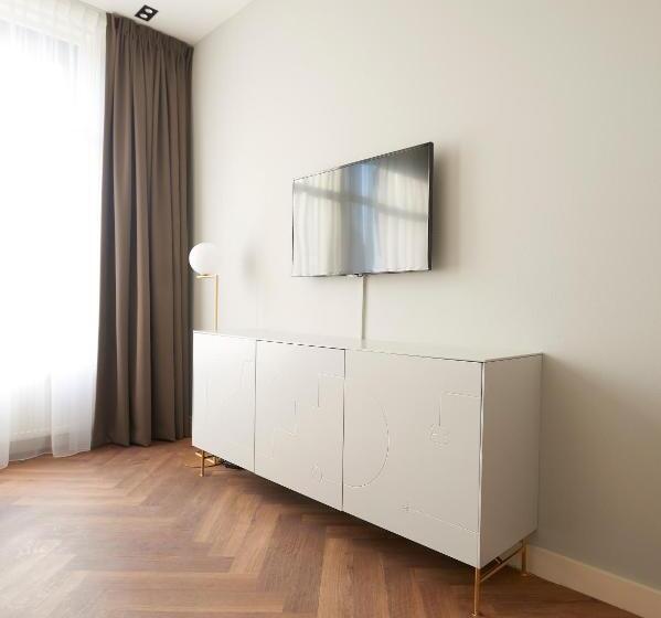 סוויטה, Pistache Den Haag