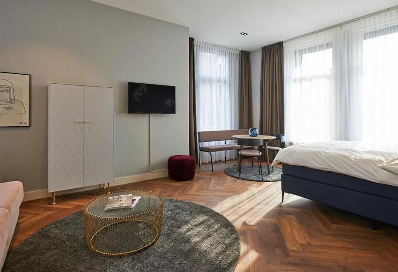 סוויטה דלוקס, Pistache Den Haag