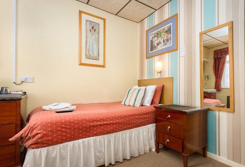 标准单人间, Oak Lea