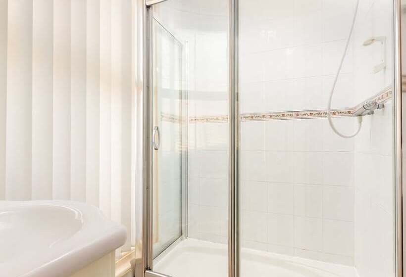 四人豪华间, Oak Lea