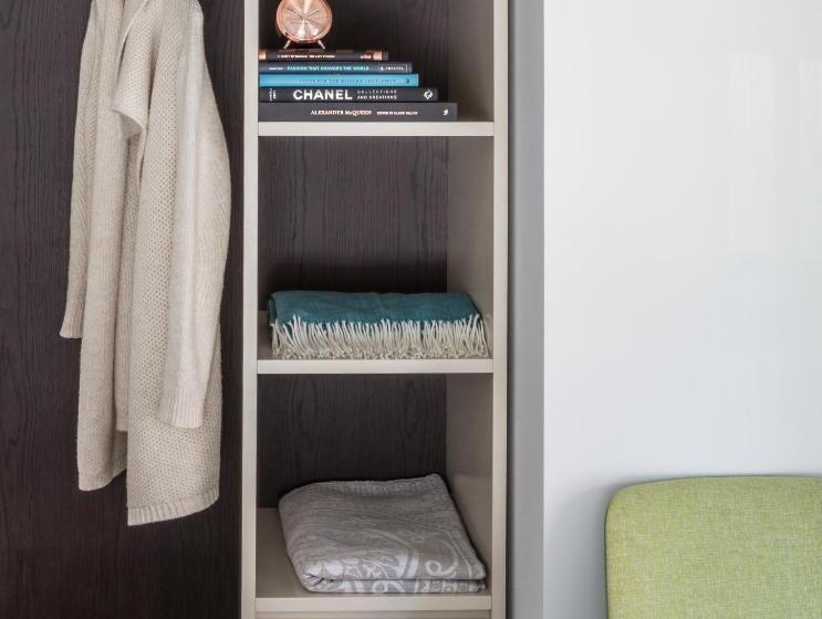 استودیوی استاندارد, Wittenberg By Cove