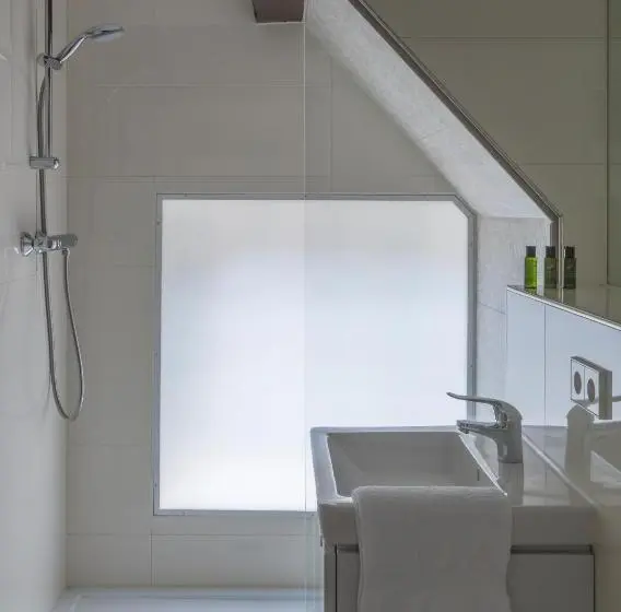 2 Bedroom Duplex Apartment