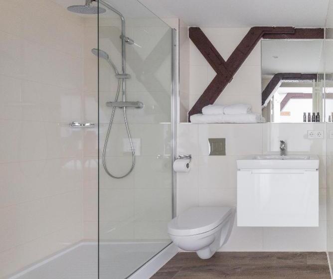 خانه 2 خوابه, Wittenberg By Cove