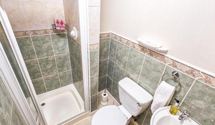 Номер Стандарт Индивидуальный, Mystayinn Abermar Guest House