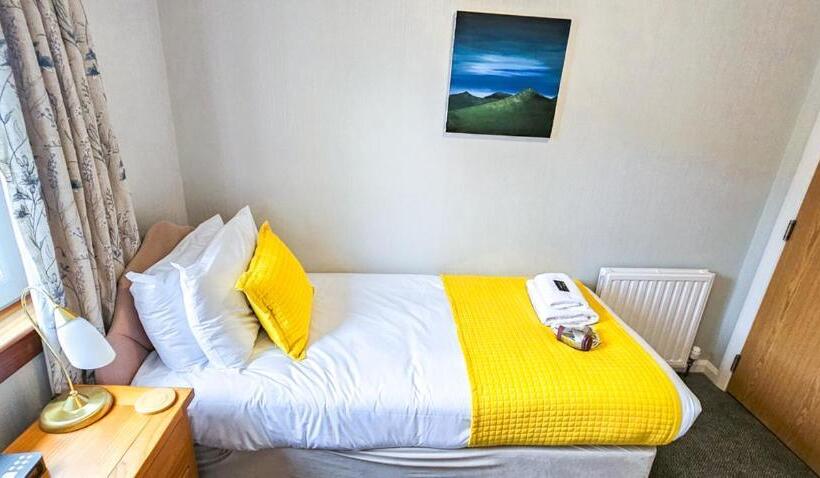 Номер Economy Индивидуальный, Mystayinn Abermar Guest House