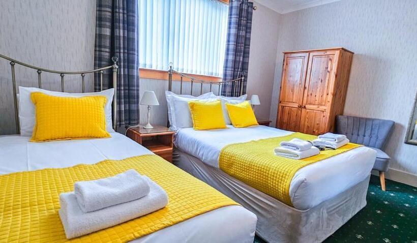 스탠다드 트리플 룸, Mystayinn Abermar Guest House