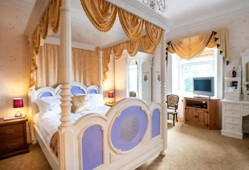 スイート, Enchanted Manor