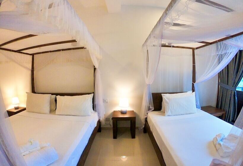 豪华三人间, Kabalana Hotel & Villa