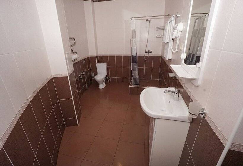 标准工作室, Kiparis