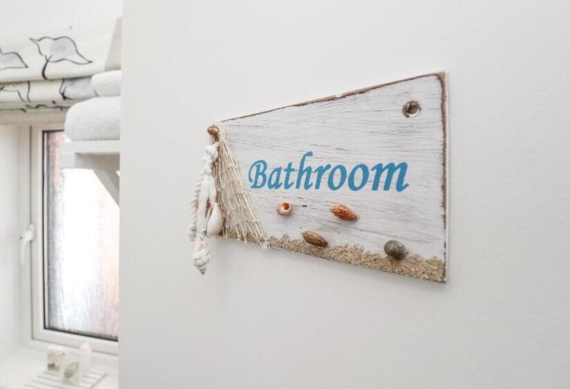 디럭스 테라스 룸 바다 전망, The New England