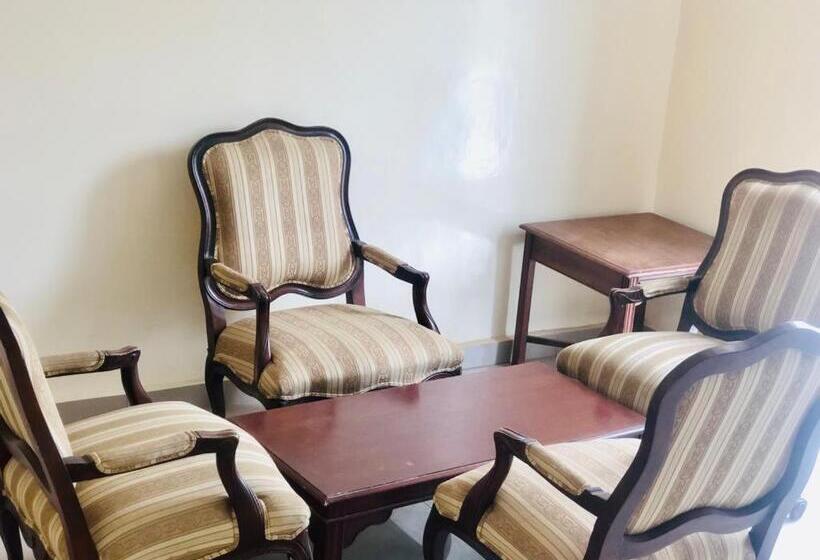 آپارتمان 1 خوابه با چشمانداز باغ, Toolbi