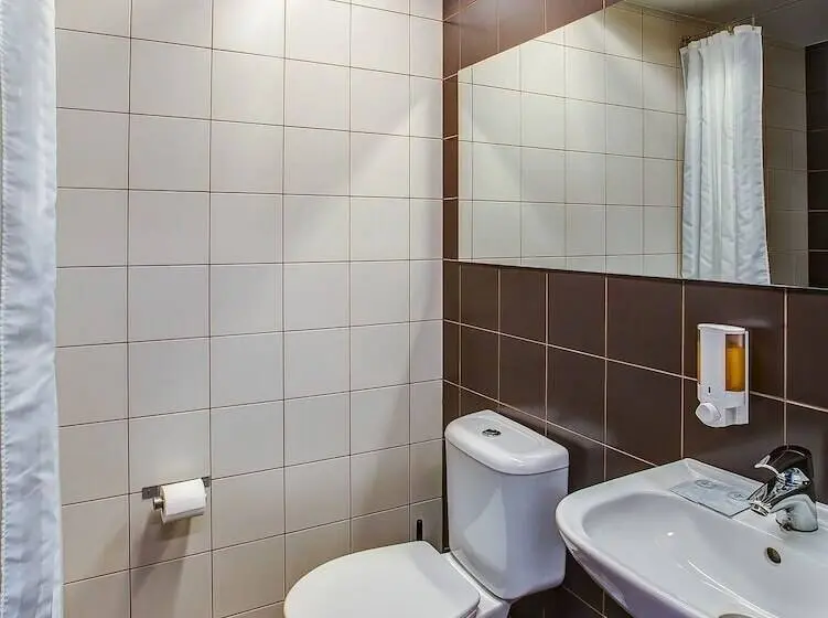 スーペリアールーム, Kirovskie Dachi Motel