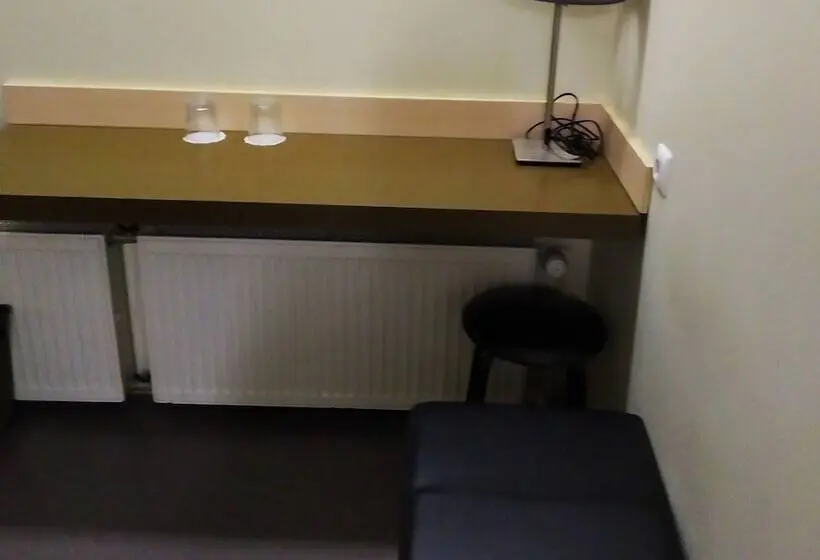 コンフォートルーム, Kirovskie Dachi Motel