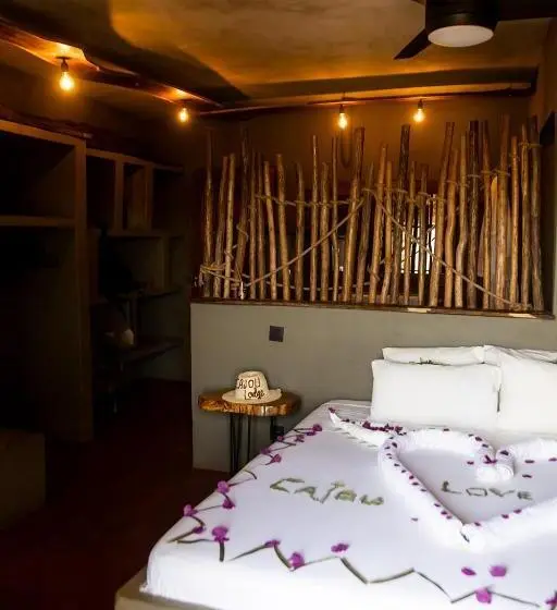 اتاق استاندارد, Cajou Lodge