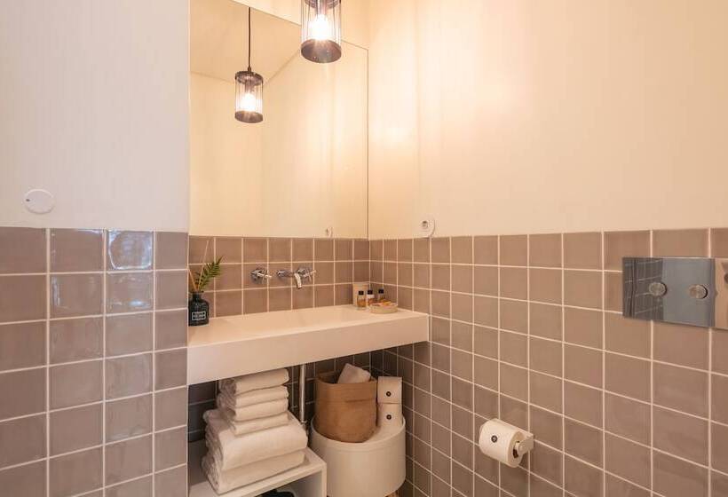 آپارتمان سوپریور 1 خوابه, Almaria   Officina Real Apartments | Chiado