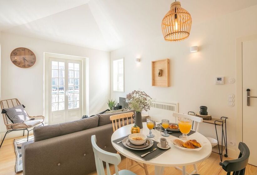 آپارتمان لوکس 1 خوابه, Almaria   Officina Real Apartments | Chiado