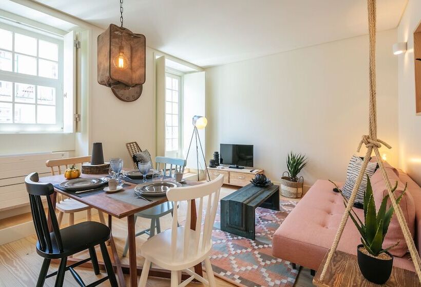 آپارتمان سوپریور 1 خوابه, Almaria   Officina Real Apartments | Chiado