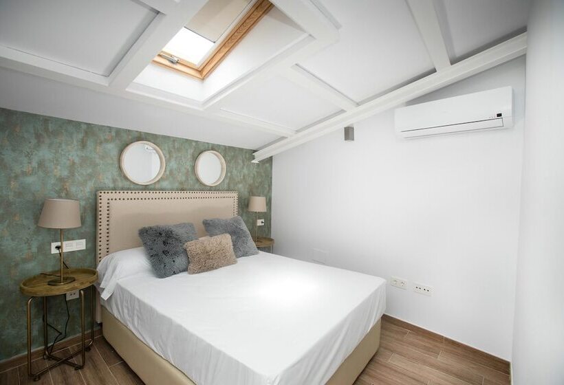 آپارتمان دوبلکس 1 خوابه, Feelathome Mártires Apartments
