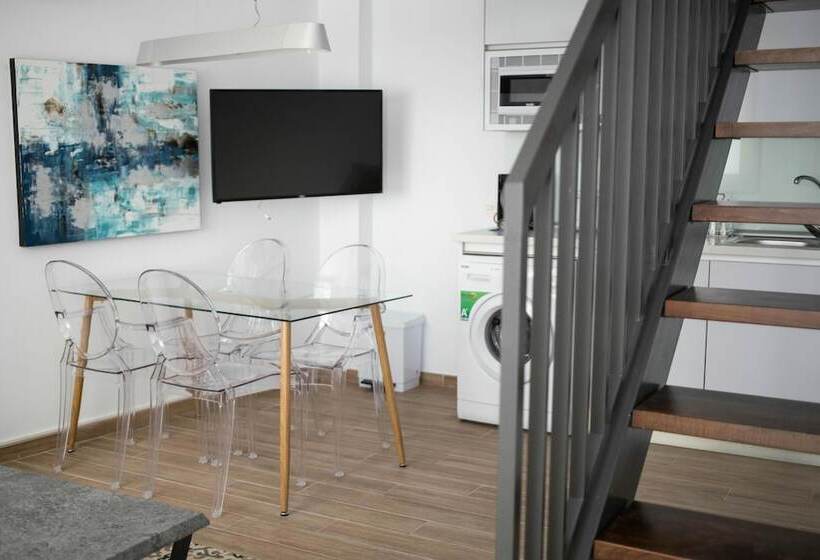 آپارتمان دوبلکس 1 خوابه, Feelathome Mártires Apartments