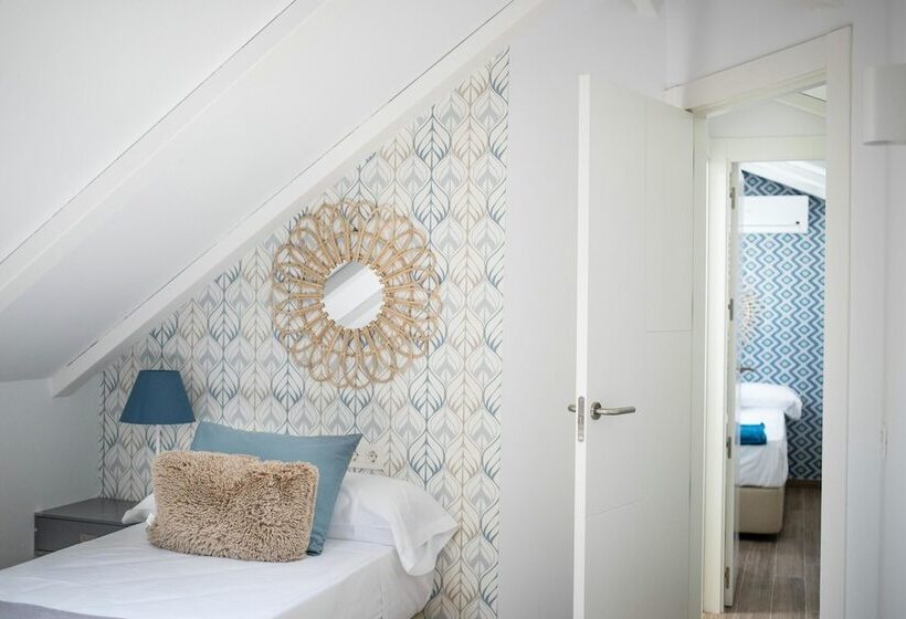 3 Bedroom Duplex Apartment, Feelathome Mártires Apartments