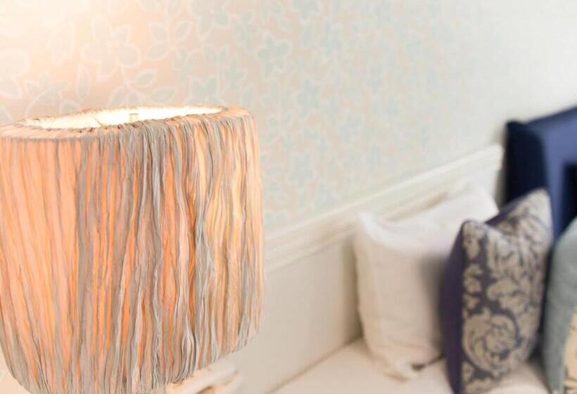 패밀리 룸, Caretta