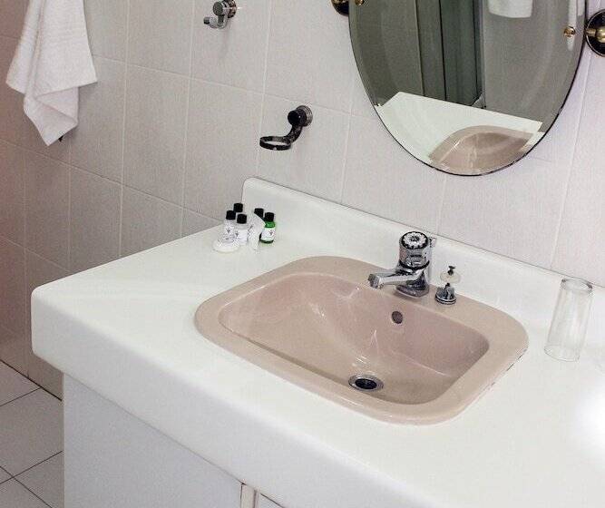 Семейный Номер, Durban Manor Guesthouse