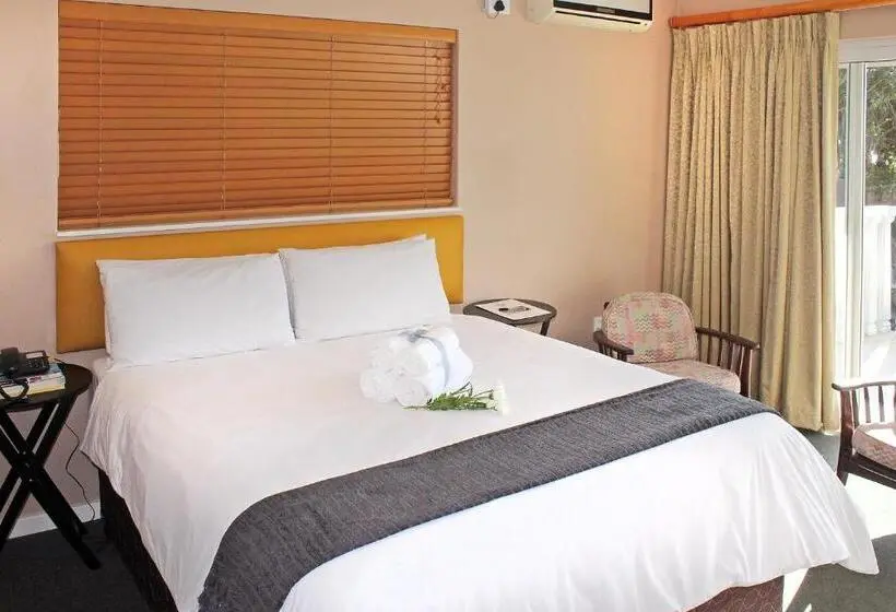 オーシャンビュースタンダードルームバルコニー付き, Durban Manor Guesthouse