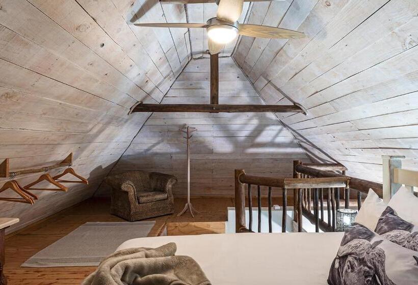 Семейный Номер, Glenda's Guest Suites