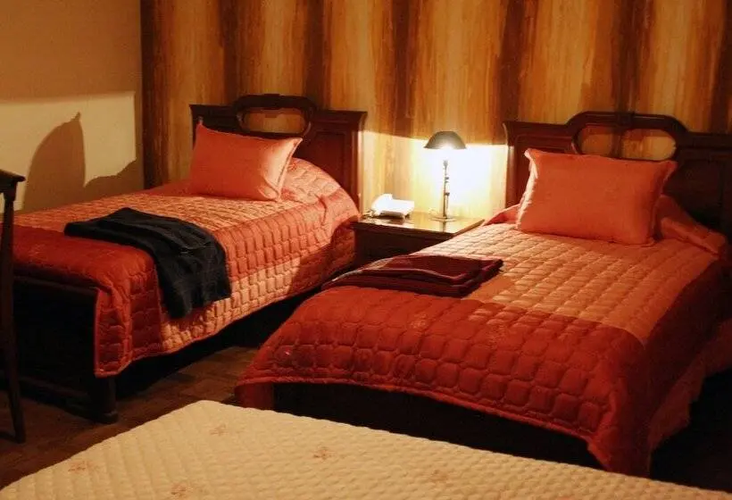 اتاق استاندارد سه نفره, Hostal Patrimonio   Potosi