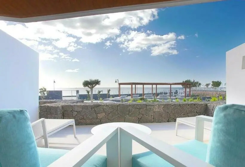 オーシャンビューのプレミアムルーム。, Lava Beach