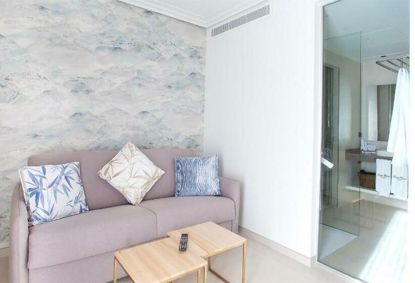 주니어 스위트 바다 전망, Lava Beach