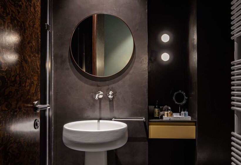 اتاق استاندارد, Rosselli Ax Privilege