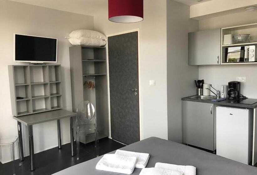 Студия Deluxe, Smartappart Troyes