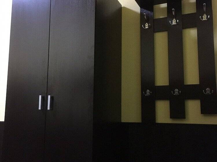 מיטה בחדר משותף, Tarleon Mini