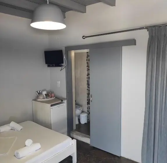 スタンダードルーム, Protopapas Rooms