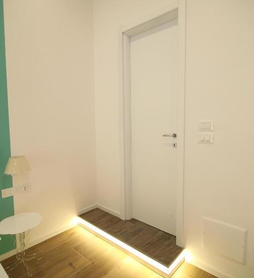 اتاق استاندارد, Domus Nova