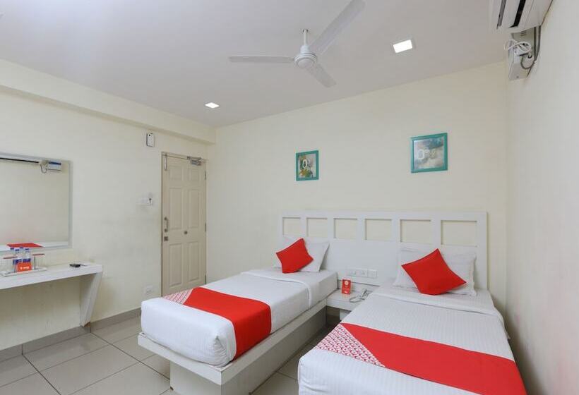 Номер Deluxe, Fabhotel Colors Service Apartment   Nr Santhome Cathedral Basilica & Marina Beach