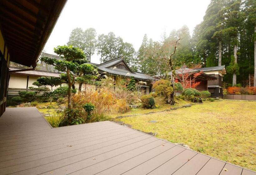 سوئیت جونیور با چشمانداز باغ, 高野山 宿坊 常喜院 Koyasan Shukubo Jokiin