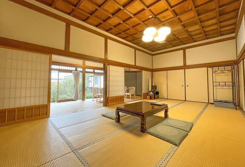 اتاق خانوادگی با سرویس بهداشتی مشترک, 高野山 宿坊 常喜院 Koyasan Shukubo Jokiin