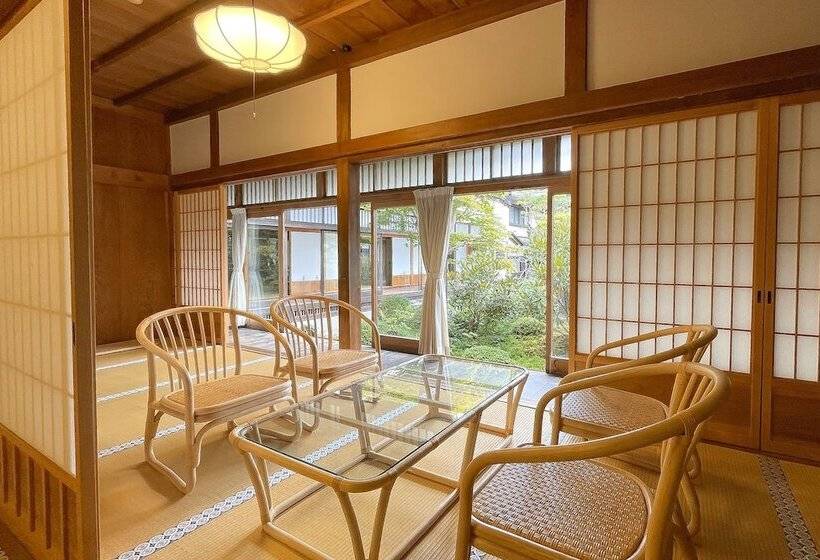 اتاق خانوادگی با سرویس بهداشتی مشترک, 高野山 宿坊 常喜院 Koyasan Shukubo Jokiin