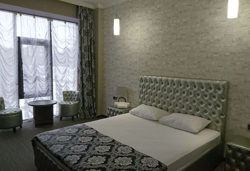 Полулюкс, Marton Palace Volgograd