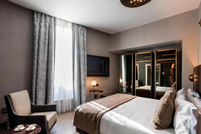 سوییت جونیور, The Pantheon Iconic Rome Hotel, Autograph Collection