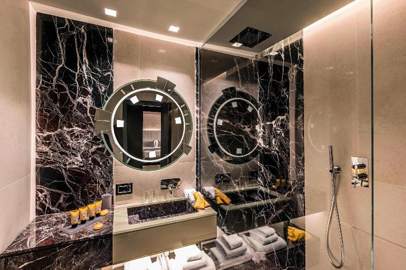 سوییت جونیور, The Pantheon Iconic Rome Hotel, Autograph Collection